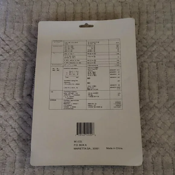 LeWorld On The Go Electronic Calculator Dual Power Iceberg Blue New - Picture 2 of 2